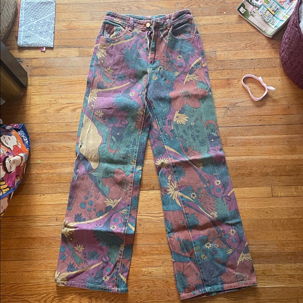 Retro Floral Patterned Jeans